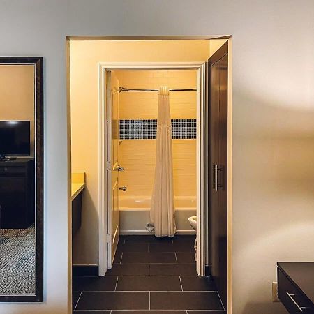 Апартаменты Free Parking Free Wifi With Kitchen Washer Dryer Relux Studio Group 2 Хьюстон Экстерьер фото